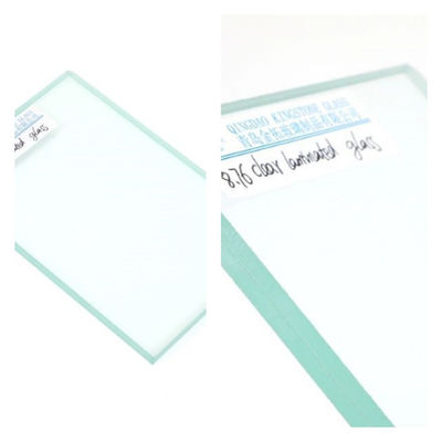 Een helder gelaagd getinte glas met thermische isolatie / UV-bescherming